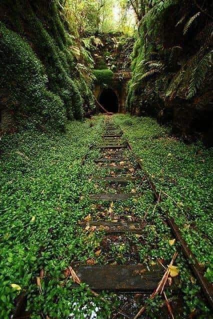 old-railway-no-used